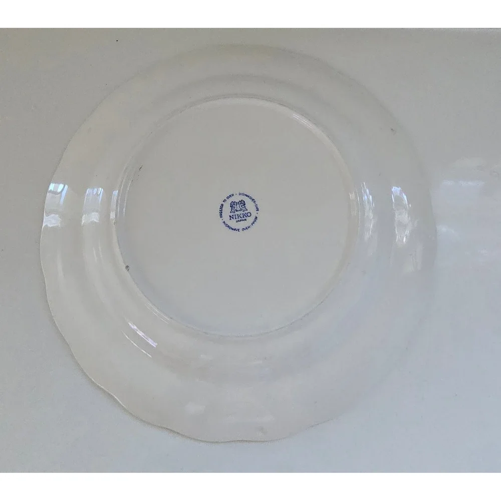Nikko Japan Blue Peony Ironstone Scalloped Dinner Plate Floral Blue White